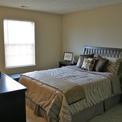 Hillside Court Apartments