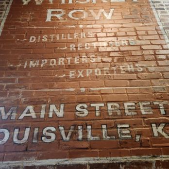 Evan Williams Bourbon Experience - Tours Near Me - Louisville, Kentucky
