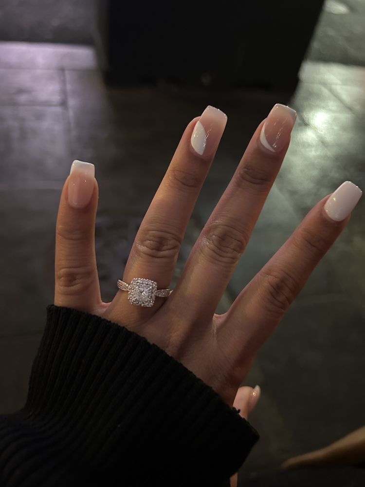 EPOCH Nail Bar & Beauty Lounge Image