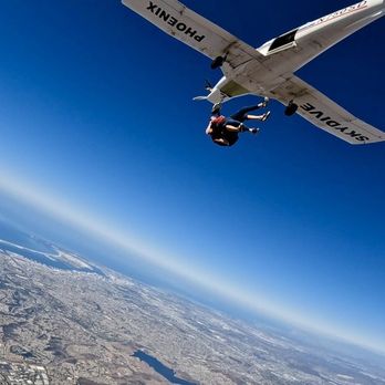 Skydive San Diego - We asked our Felix videographer for this hot, and he nailed it!! - Skydiving Near Me - Jamul, California