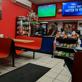Barcelona Pizza - Chicken Wings Near Me - Wilmington, Delaware