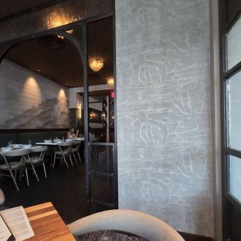 Tiburon Coastal Cuisine - Inside - Seafood Near Me - Fishers, Indiana