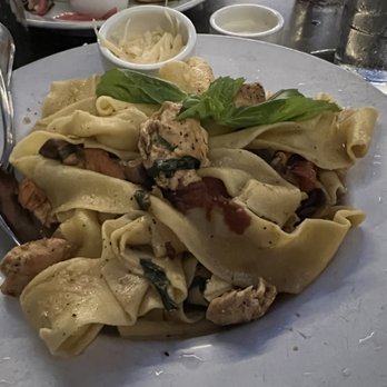 Bardot - Pappardelle w/ chicken - New American Near Me - Claremont, California Bardot - Pappardelle w/ chicken - New American Near Me - Claremont, California