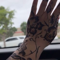 ART iBrow Threading Salon - Henna Tattoo