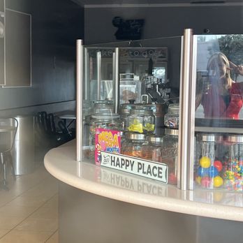 Hand & Spoon - when you look in the window and it says our happy place it is so true you come into this place and you immediately feel at home and happy - Ice Cream & Frozen Yogurt Near Me - Redondo Beach, California