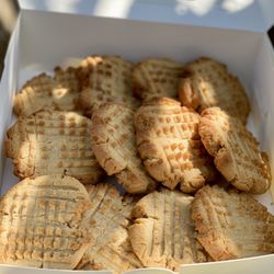 Cupcake Junkie - Peanut Butter Cookies