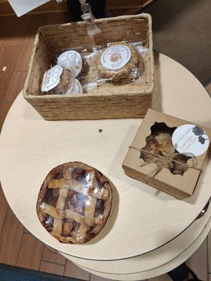 Taste NY Market at Todd Hill by null