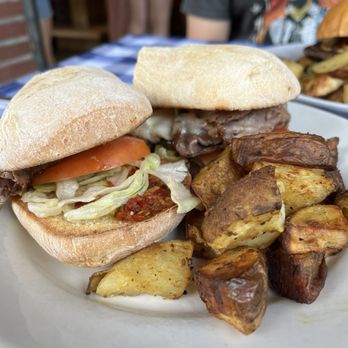 Cafe Raymond - Italian roast beef - Breakfast & Brunch Near Me - Pittsburgh, Pennsylvania