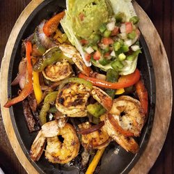 Corralito Steak House - Fajitas with shrimp