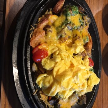 Denny's - Diners Near Me - West Saint Paul, Minnesota