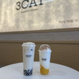 White Peach Oolong Milk Tea