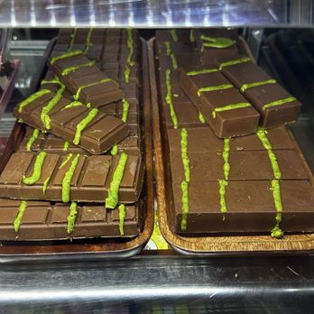 Suzie's Pastry Shoppe - Bakeries Near Me - Houston, Texas
