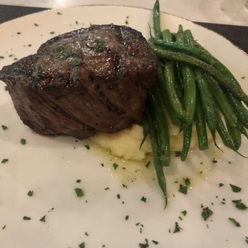 Baron Long Bar & Grill - Filet - Burgers Near Me - Alpine, California