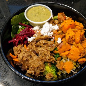 Copper Branch - Mediterrano with teriyaki Shitake mushrooms and quinoa. This is the small! - Vegetarian Near Me - Edmonton, Alberta