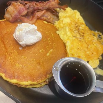 Urban Kitchen - Big breakfast - Diners Near Me - Wilmington, Delaware