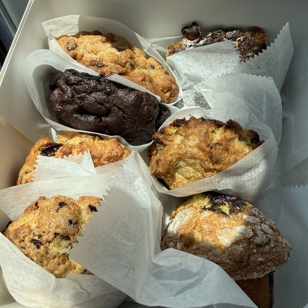 Levain Bakery - Cookies and muffins - Bakeries Near Me - Los Angeles, California Levain Bakery - Cookies and muffins - Bakeries Near Me - Los Angeles, California
