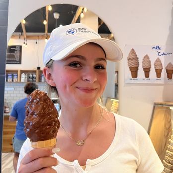 Mlle Catherine - Ice Cream & Frozen Yogurt Near Me - Montreal, Quebec