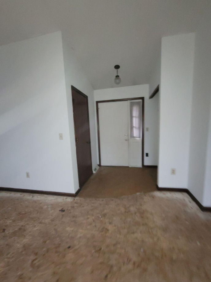 Slide of Eric's handyman services