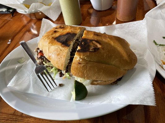 Cemitas Poblanas by null