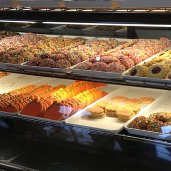 Amy's Pastry - Butter cookies - Bakeries Near Me - Montebello, California