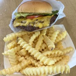 Shake Shack - Shack Burger & Fries! (April, 2026)
