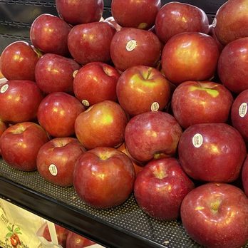 Lyman Orchards - Fruits & Veggies Near Me - Middlefield, Connecticut
