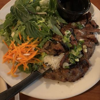 Pho79 - B3. Bun Heo Nuong (grilled pork with noodles) - Vietnamese Near Me - Hampton, Virginia