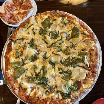 Polcari's Restaurant - Child's Pepperoni pizza and Pollo Regina Pizza - Pizza Near Me - Woburn, Massachusetts Polcari's Restaurant - Child's Pepperoni pizza and Pollo Regina Pizza - Pizza Near Me - Woburn, Massachusetts