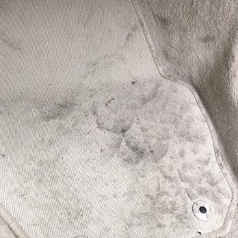 Volvo Cars Annapolis - Floor mats with grease - Car Dealers Near Me - Annapolis, Maryland Volvo Cars Annapolis - Floor mats with grease - Car Dealers Near Me - Annapolis, Maryland