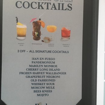 Earls Kitchen + Bar - Canadian (New) Near Me - Banff, Alberta