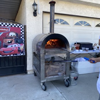La Pizzeria - Wood fire oven - Caterers Near Me La Pizzeria - Wood fire oven - Caterers Near Me