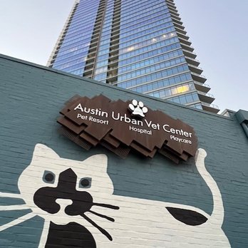 Austin Urban Veterinary Center - Building exterior - Veterinarians Near Me - Austin, Texas Austin Urban Veterinary Center - Building exterior - Veterinarians Near Me - Austin, Texas
