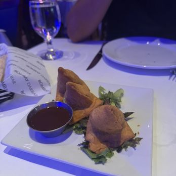 Bombay Darbar - Veg Samosa - Indian Near Me - Miami, Florida Bombay Darbar - Veg Samosa - Indian Near Me - Miami, Florida