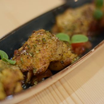 Àpat - Alitas de pollo de mordisco de especias. - Tapas/Small Plates Near Me - Barcelona, B Àpat - Alitas de pollo de mordisco de especias. - Tapas/Small Plates Near Me - Barcelona, B