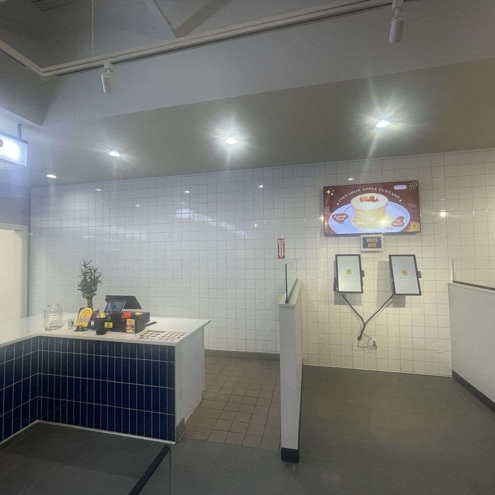 Pepper Roost - Options to place your order: 2 kiosks & register - Chicken Shop Near Me - Decatur, Georgia Pepper Roost - Options to place your order: 2 kiosks & register - Chicken Shop Near Me - Decatur, Georgia