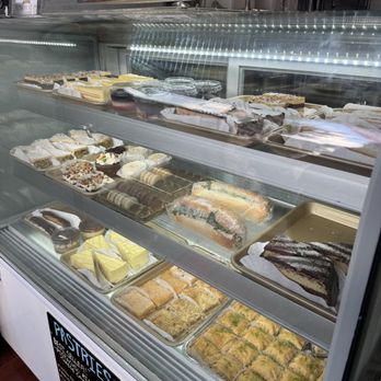 Cafe Dal Mare - Coffee & Tea Near Me - Carmel-by-the-Sea, California