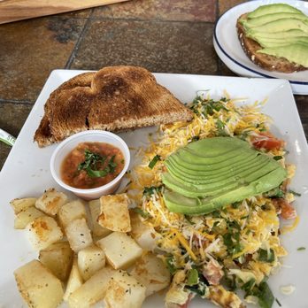 Luna Coffee Bar - The Naked Avocado Scramble was legit!! - Coffee & Tea Near Me - Cayucos, California