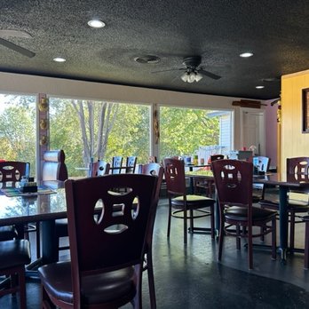 JC's Mexican Restaurant - a view of the outside of the restaurant - Salad Near Me - Wagoner, Oklahoma