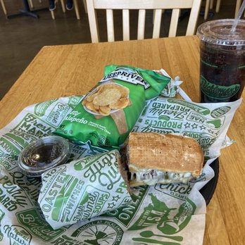 Pickleman's Gourmet Cafe - Whole Italian Beef, jalapeño kettle chips - Pizza Near Me - Lincoln, Nebraska Pickleman's Gourmet Cafe - Whole Italian Beef, jalapeño kettle chips - Pizza Near Me - Lincoln, Nebraska