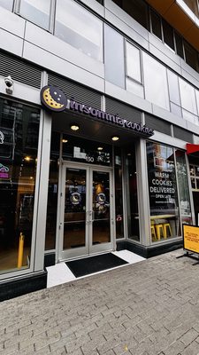 Insomnia Cookies by null