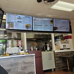Tj Tortas & Tacos