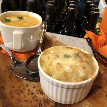 Screwtop Wine Bar - Wine Bars Near Me - Arlington, Virginia Screwtop Wine Bar - Wine Bars Near Me - Arlington, Virginia