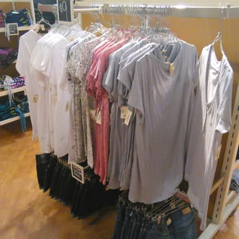 Aéropostale - Not on sale - Accessories Near Me - Stockton, California