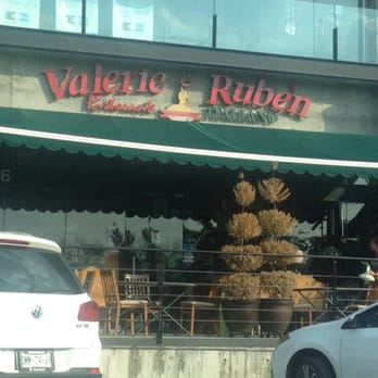 Valerie y Ruben - Pizza Near Me - Monterrey, NLE Valerie y Ruben - Pizza Near Me - Monterrey, NLE