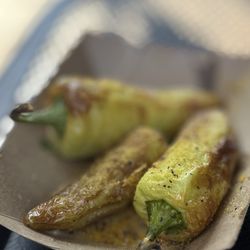 Holé Molé - (3) Yellow Chiles | $0.79