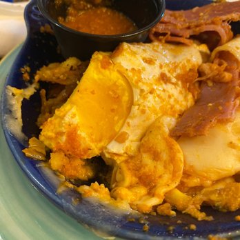 Islas Canarias Cafe - Fried egg. No yolk, cooked all the way through. Probably sat under a heat lamp for a while. - Spanish Near Me - Miami, Florida Islas Canarias Cafe - Fried egg. No yolk, cooked all the way through. Probably sat under a heat lamp for a while. - Spanish Near Me - Miami, Florida