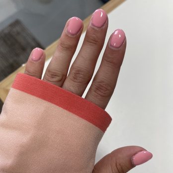 Blush Nail Bar - Shellac manicure - Nail Salons Near Me - Troy, Michigan