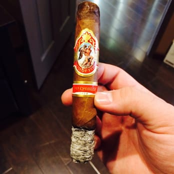 Harry's Premium Cigars - Nice. Must try - Tobacco Shops Near Me - Burbank, California