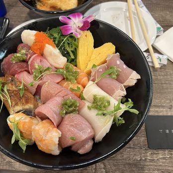 Kakuna Sushi - Deluxe Chirashi is one of the best I've had - Sushi Bars Near Me - Milpitas, California Kakuna Sushi - Deluxe Chirashi is one of the best I've had - Sushi Bars Near Me - Milpitas, California
