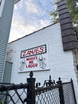 ZANIES - Updated January 2026 - 169 Photos & 282 Reviews - 1548 N Wells